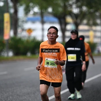 Runner Photo 8516814