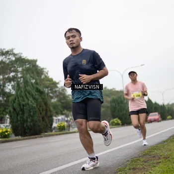 Runner Photo 8516906