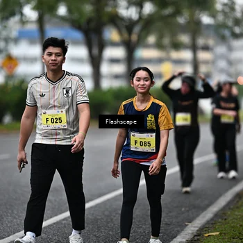 Runner Photo 8516911
