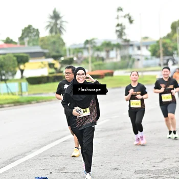 Runner Photo 8517001