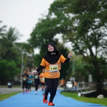 Runner Photo 8517004