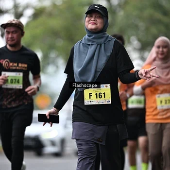 Runner Photo 8517115