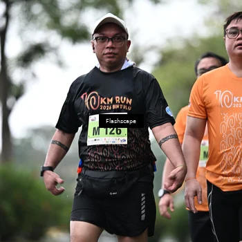 Runner Photo 8517154