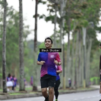 Runner Photo 8517345