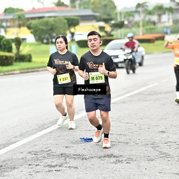 Runner Photo 8517698