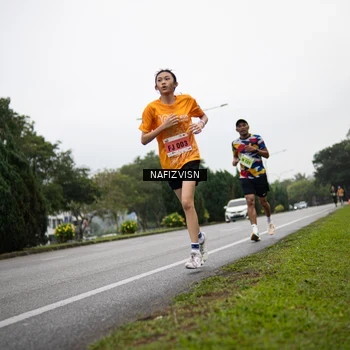 Runner Photo 8517752