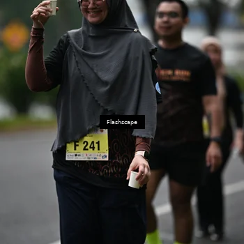 Runner Photo 8517874