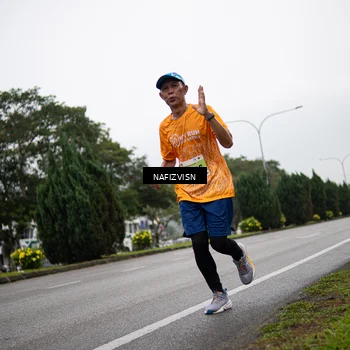 Runner Photo 8517997