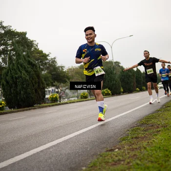 Runner Photo 8518061