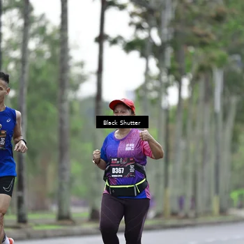 Runner Photo 8518111