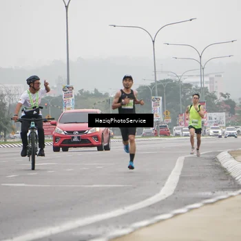 Runner Photo 8518124