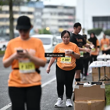 Runner Photo 8518243