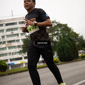 Runner Photo 8518269