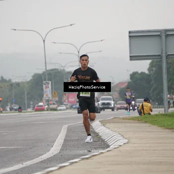 Runner Photo 8518381