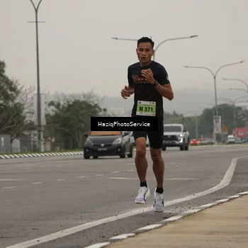 Runner Photo 8518501
