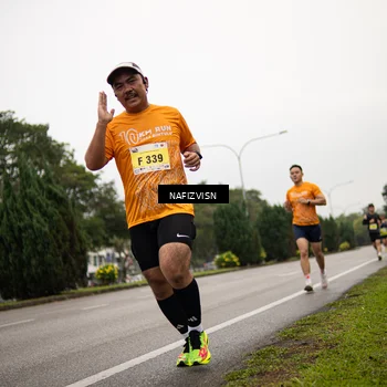 Runner Photo 8518708