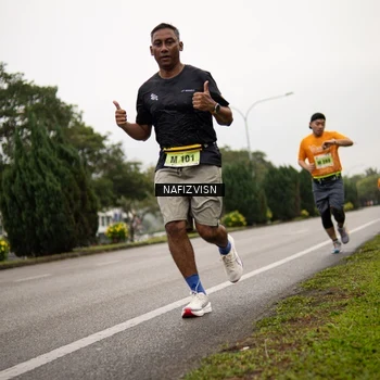 Runner Photo 8518873