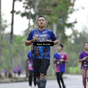 Runner Photo 8518899