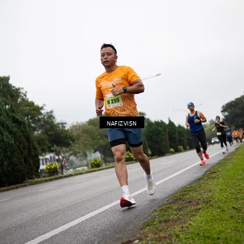 Runner Photo 8519001