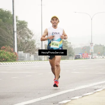 Runner Photo 8519004
