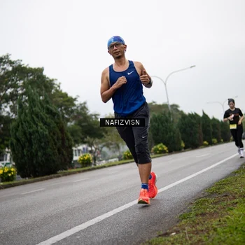 Runner Photo 8519048