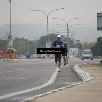 Runner Photo 8519145