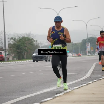 Runner Photo 8519314