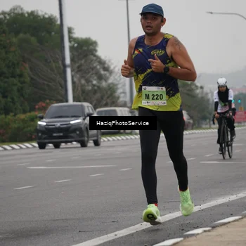 Runner Photo 8519316