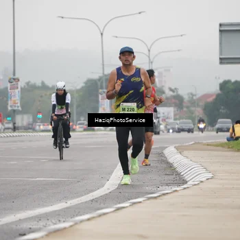 Runner Photo 8519317