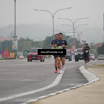 Runner Photo 8519441