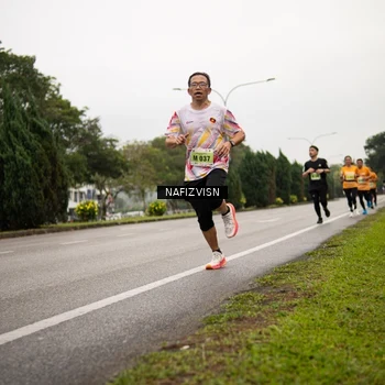 Runner Photo 8519451