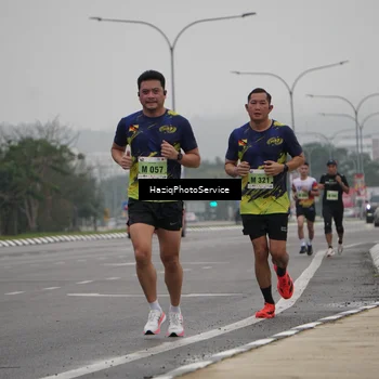 Runner Photo 8519471