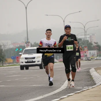 Runner Photo 8519514