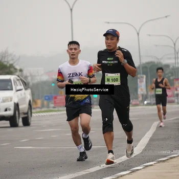 Runner Photo 8519518