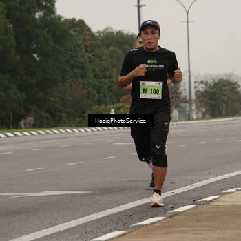 Runner Photo 8519533