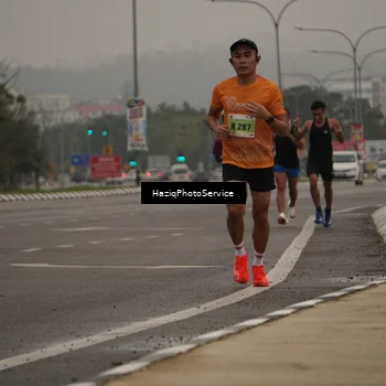 Runner Photo 8519688