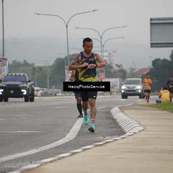 Runner Photo 8519862