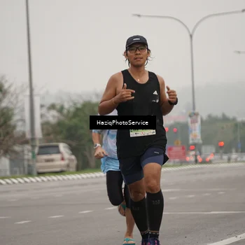 Runner Photo 8520000