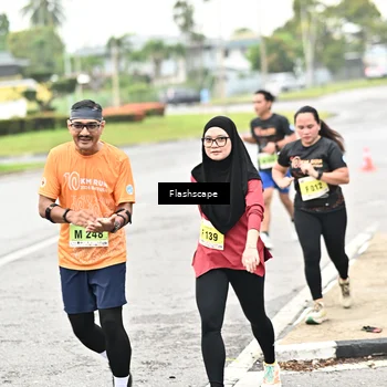 Runner Photo 8520008