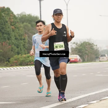 Runner Photo 8520021