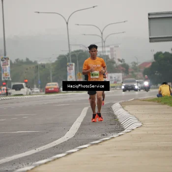 Runner Photo 8520047