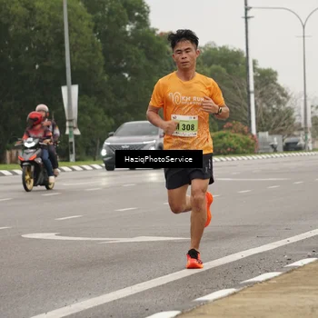 Runner Photo 8520096