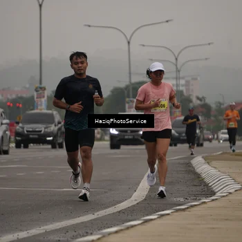 Runner Photo 8520242
