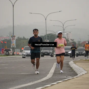 Runner Photo 8520300