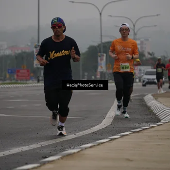 Runner Photo 8520442