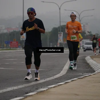 Runner Photo 8520457
