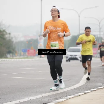 Runner Photo 8520466