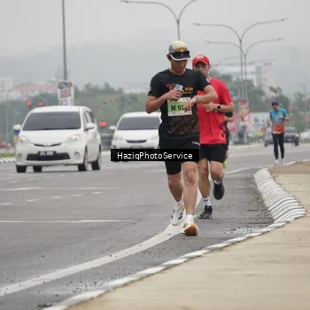 Runner Photo 8520534