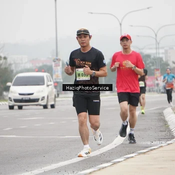 Runner Photo 8520573