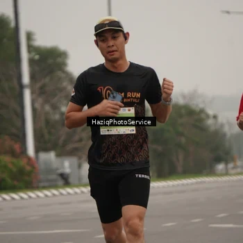 Runner Photo 8520617